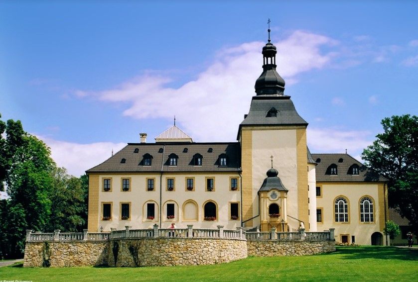 PIELGRZYMKA WSPÓLNOTY ŻYWEGO RÓŻAŃCA DO KAMIENIA ŚLĄSKIEGO I NA GÓRĘ ŚW. ANNY, PIĄTEK 11 X 2024 r.